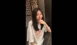 阳冮牛仔抖阴：揭秘抖音背后的热门牛仔时尚潮流